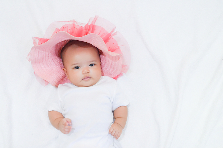 25 Grandma-Approved Old Lady Names for Baby Girls