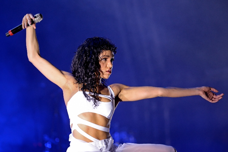 FKA twigs Recalls Racist Abuse From Robert Pattinson's Fans