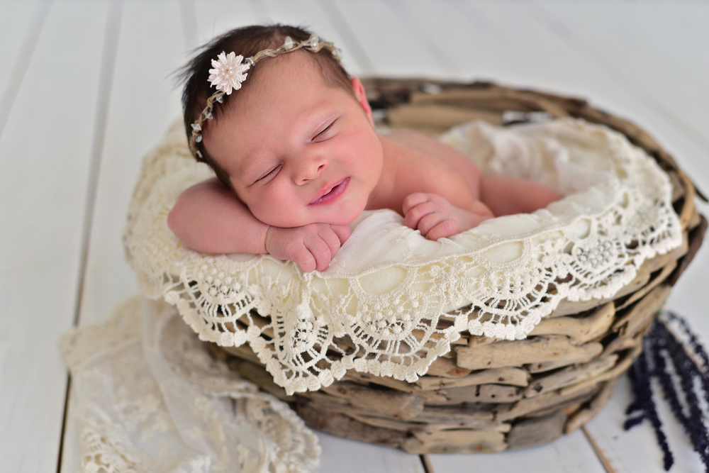 25 Grandma-Approved Old Lady Names for Baby Girls