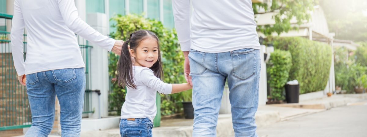 Asian American Mom's Dialogue With Her Children Goes Viral