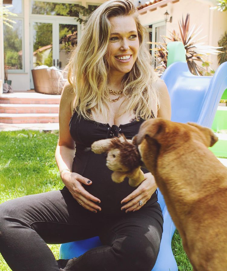 Pregnant Rachel Platten Asks For Advice