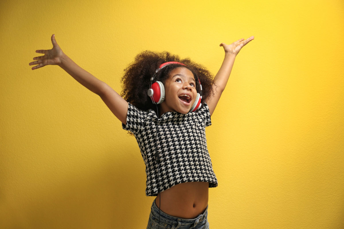 America's Got Talent Judges Team Award 9-Year-Old Singer With Rare Golden Buzzer