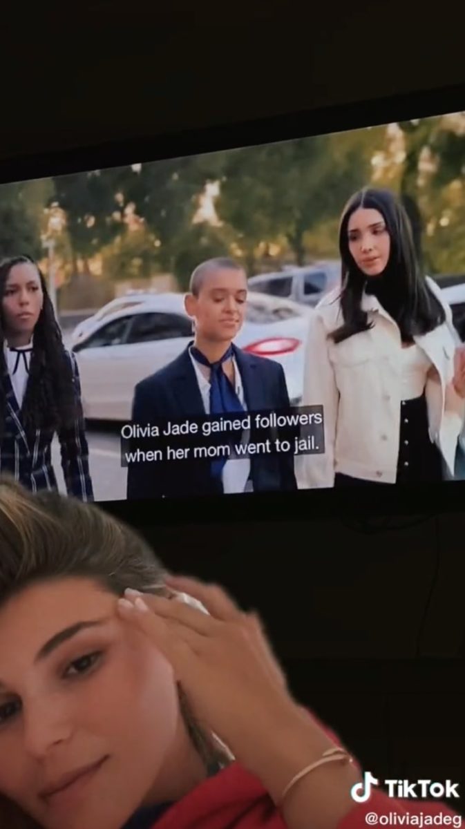 Olivia Jade Creates TikTok Slamming 'Gossip Girl' Scene About Her Family And The College Admissions Scandal