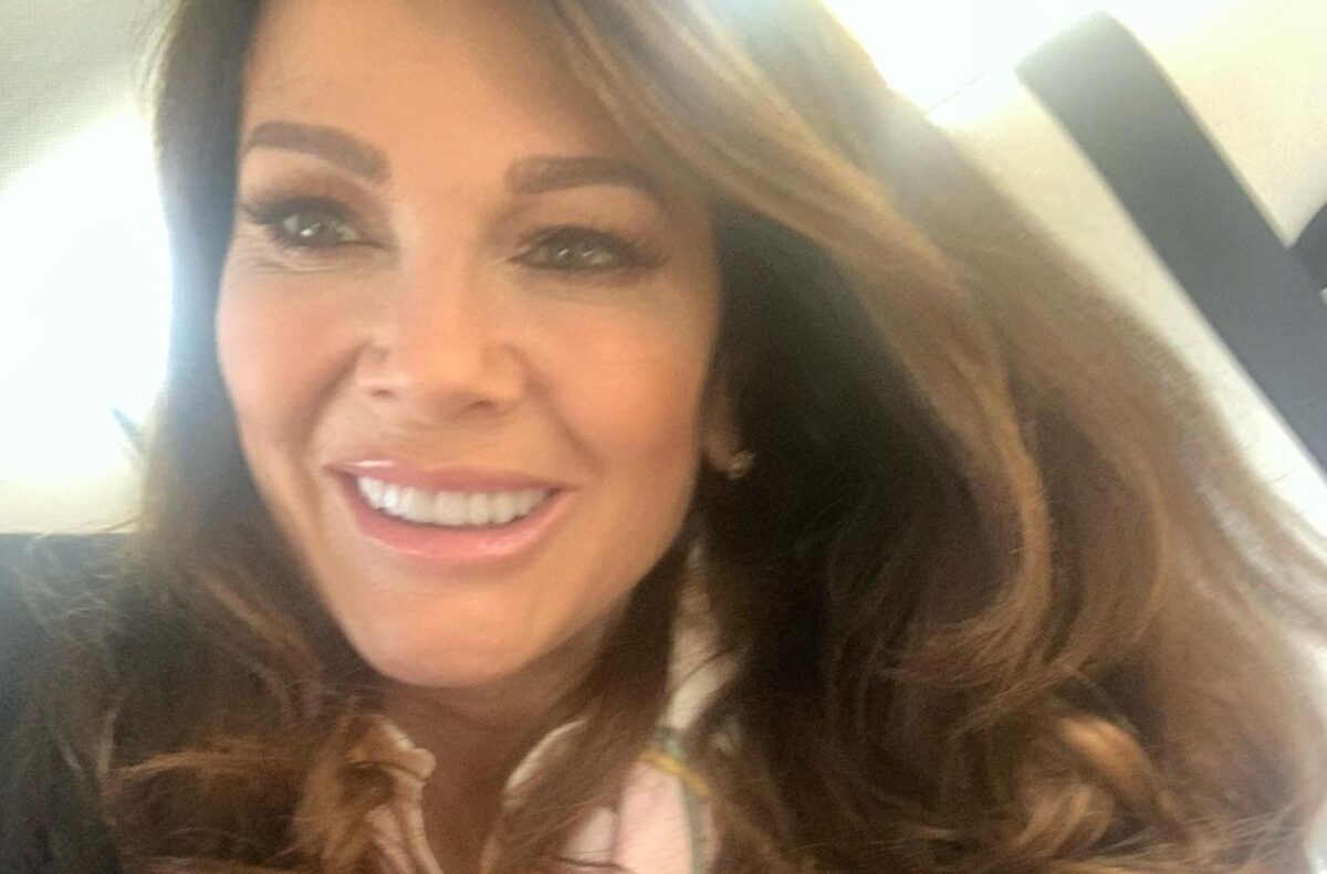 Woman Claims She Got Worms From Adopted Dog With Falsified Records From Lisa Vanderpump's Rescue