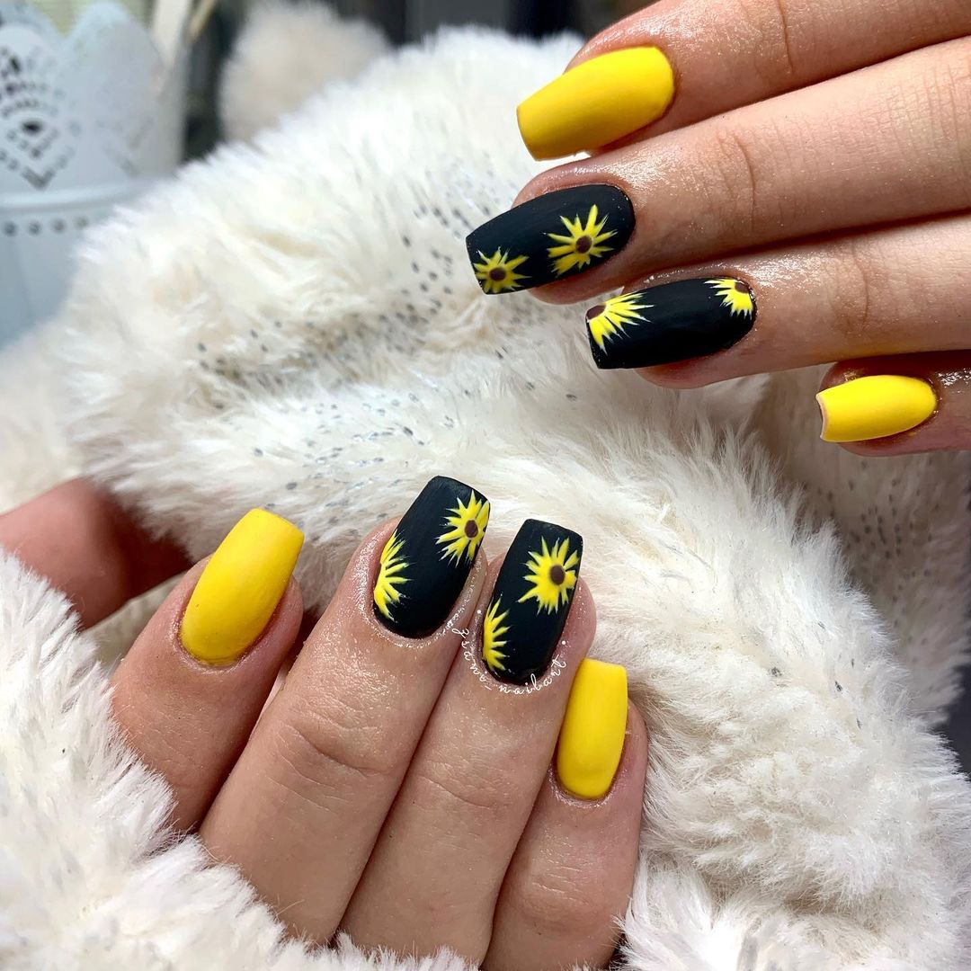 50 Really Cool Nail Art Designs