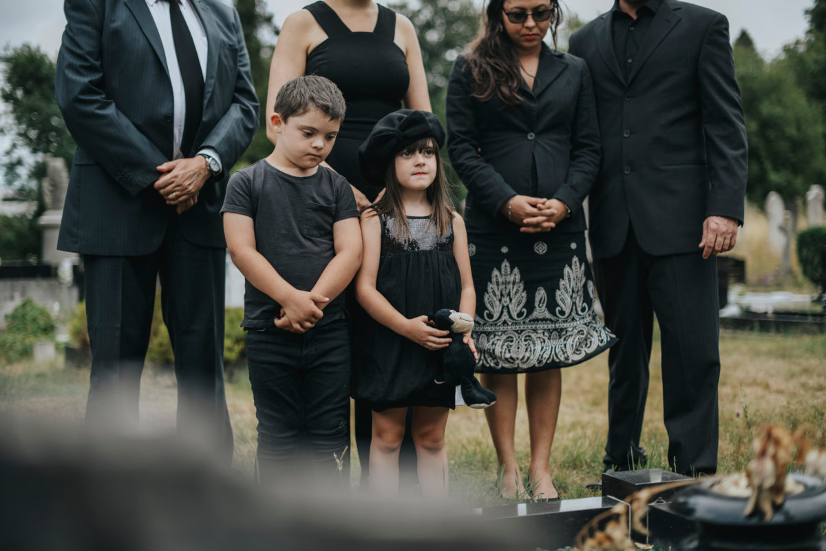 AITA For Allowing My Kid's To Be At Their Father's Funeral?