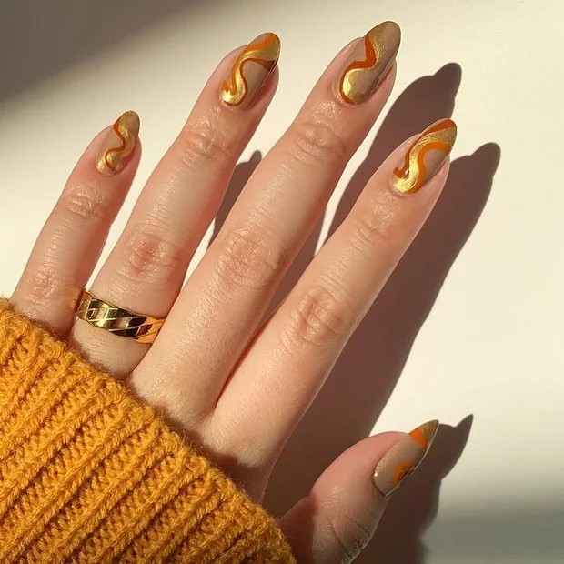 100 DIY Manicures 