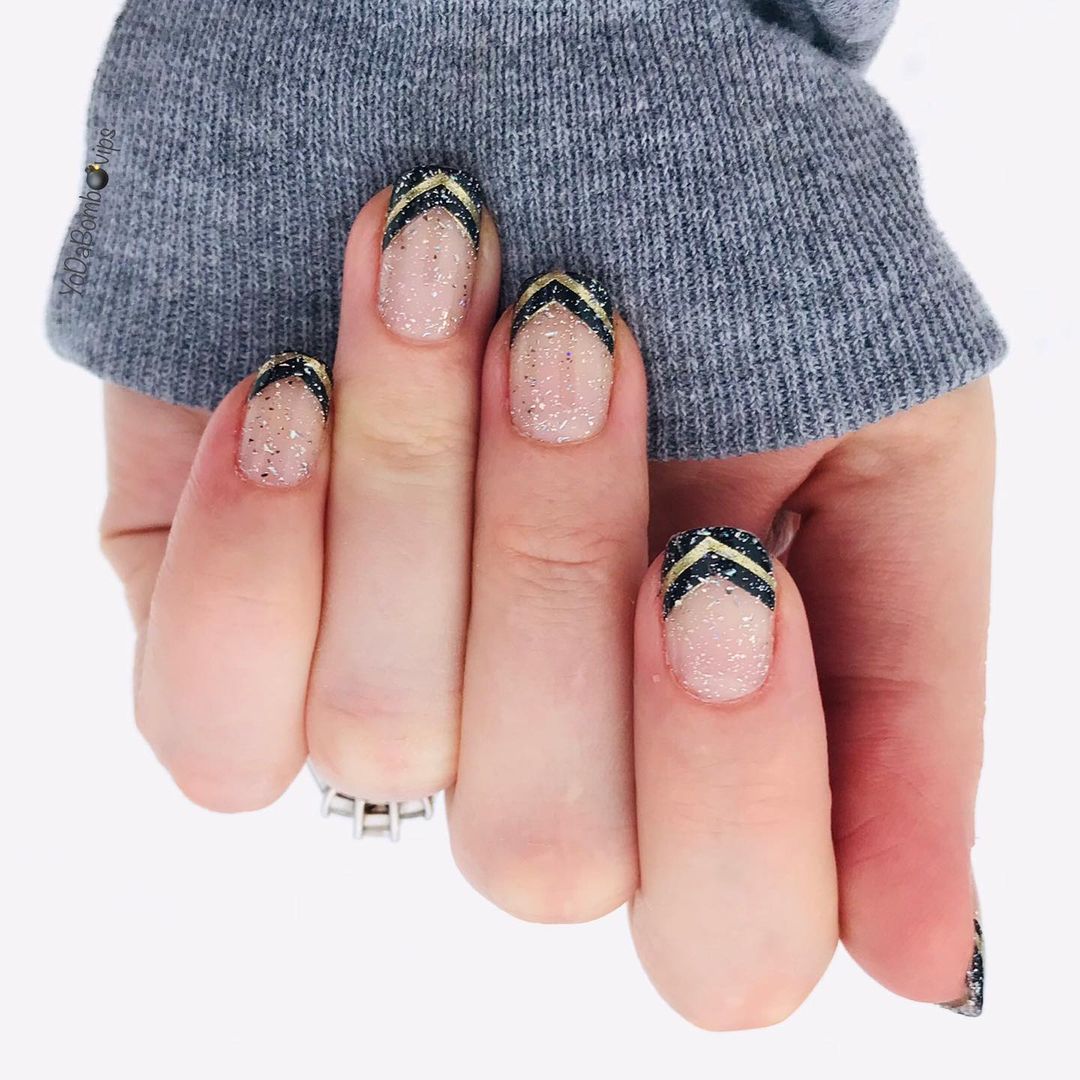 100 DIY Manicures 