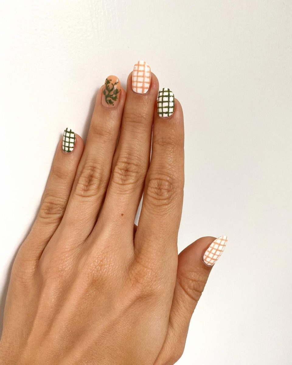 100 DIY Manicures 