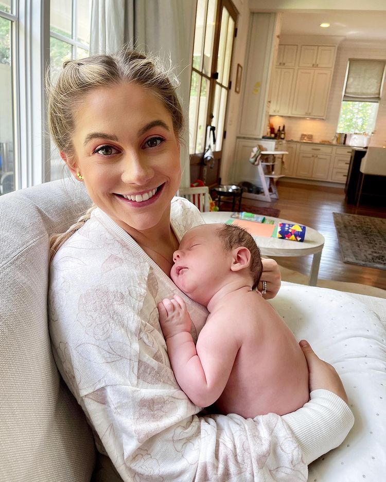 Shawn Johnson East On Breastfeeding Baby Jett