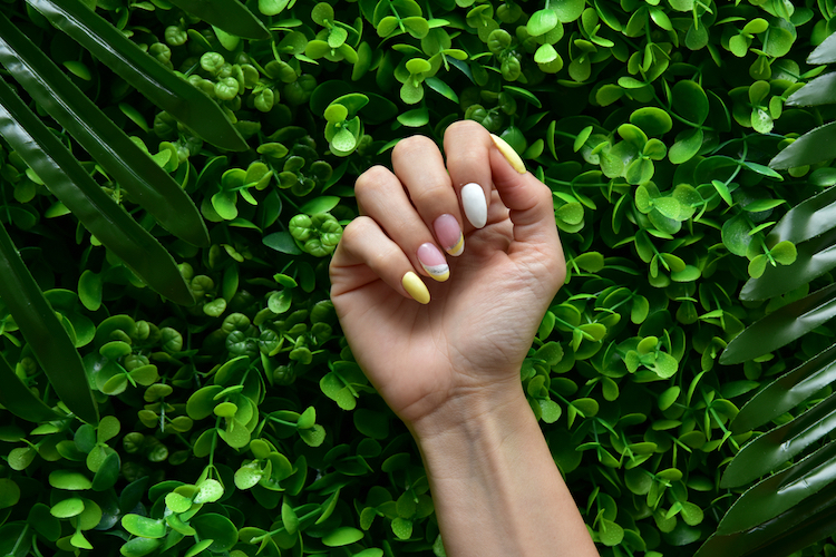 30 Different Coloured Nails