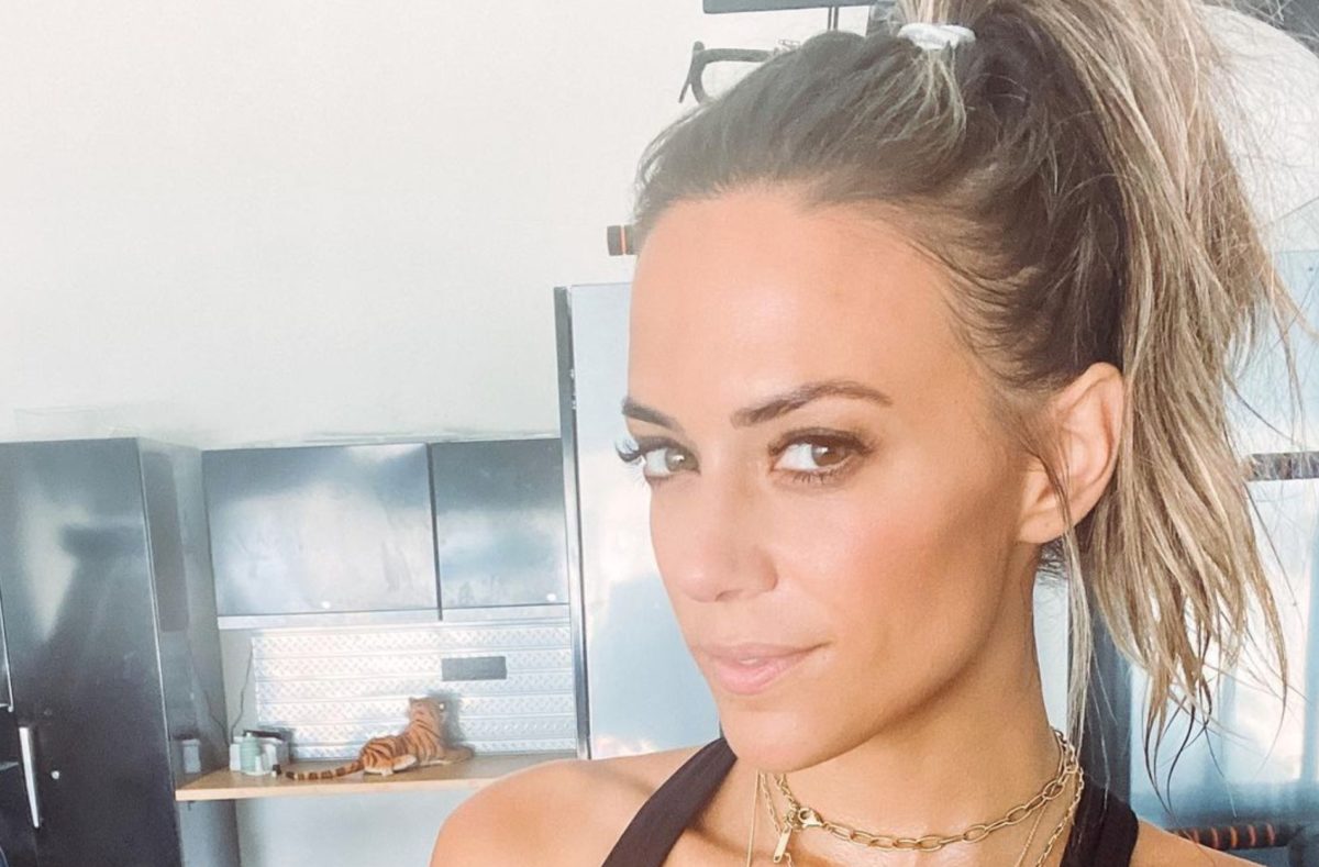 Jana Kramer On Being A Single Mom: 'I've Been Really Proud Of Myself'