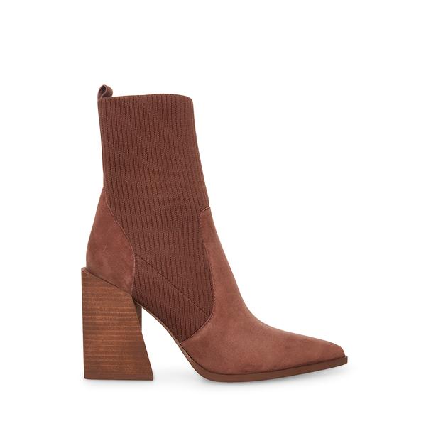 These Amazing Steve Madden Hutch Boots Are a Must-Have This Fall