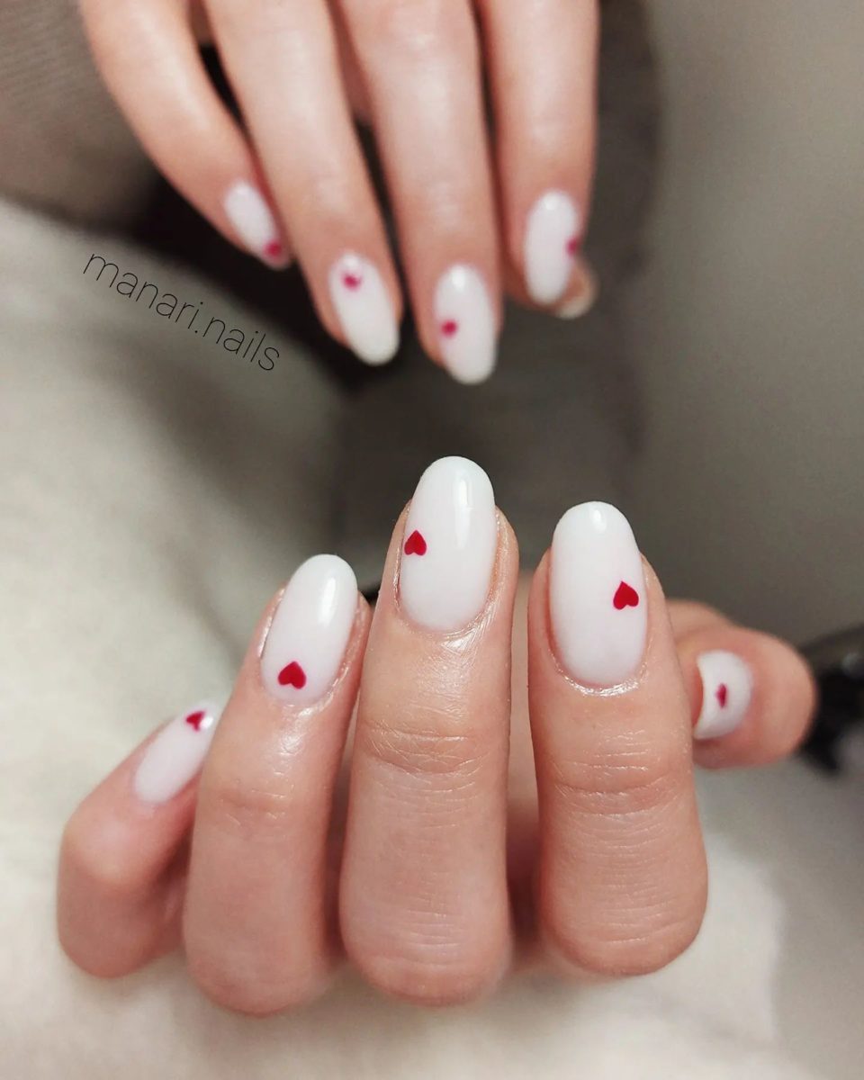 Lovely Red Valentines Day Nails You Should Try