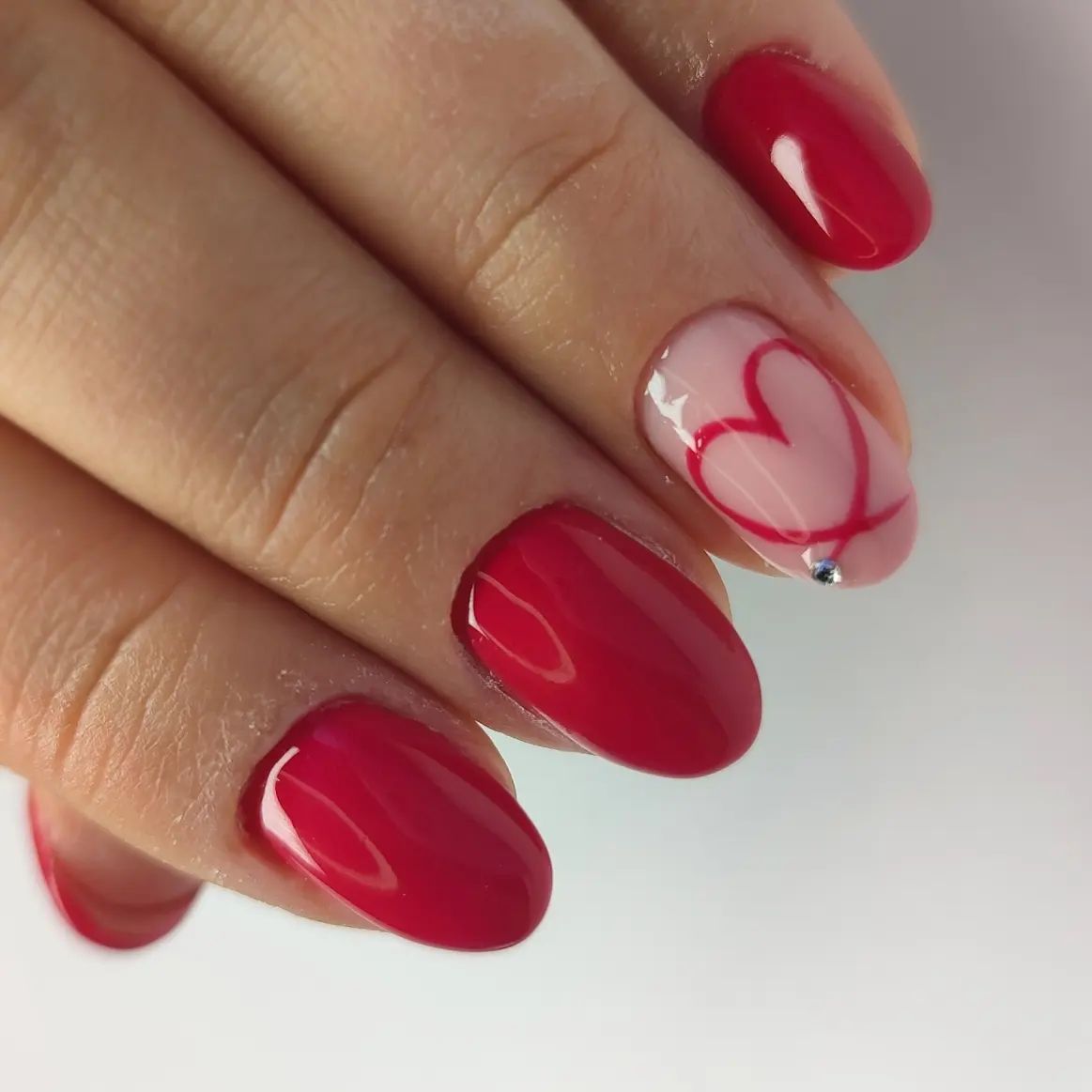 Lovely Red Valentines Day Nails You Should Try