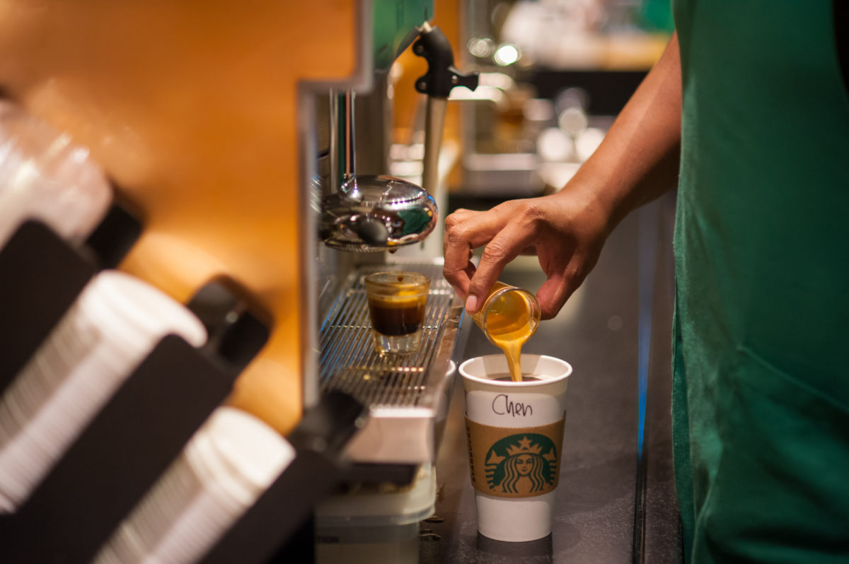 Mother Praises Starbucks Employees For Protecting Lone Teen Daughter From Unknown Man