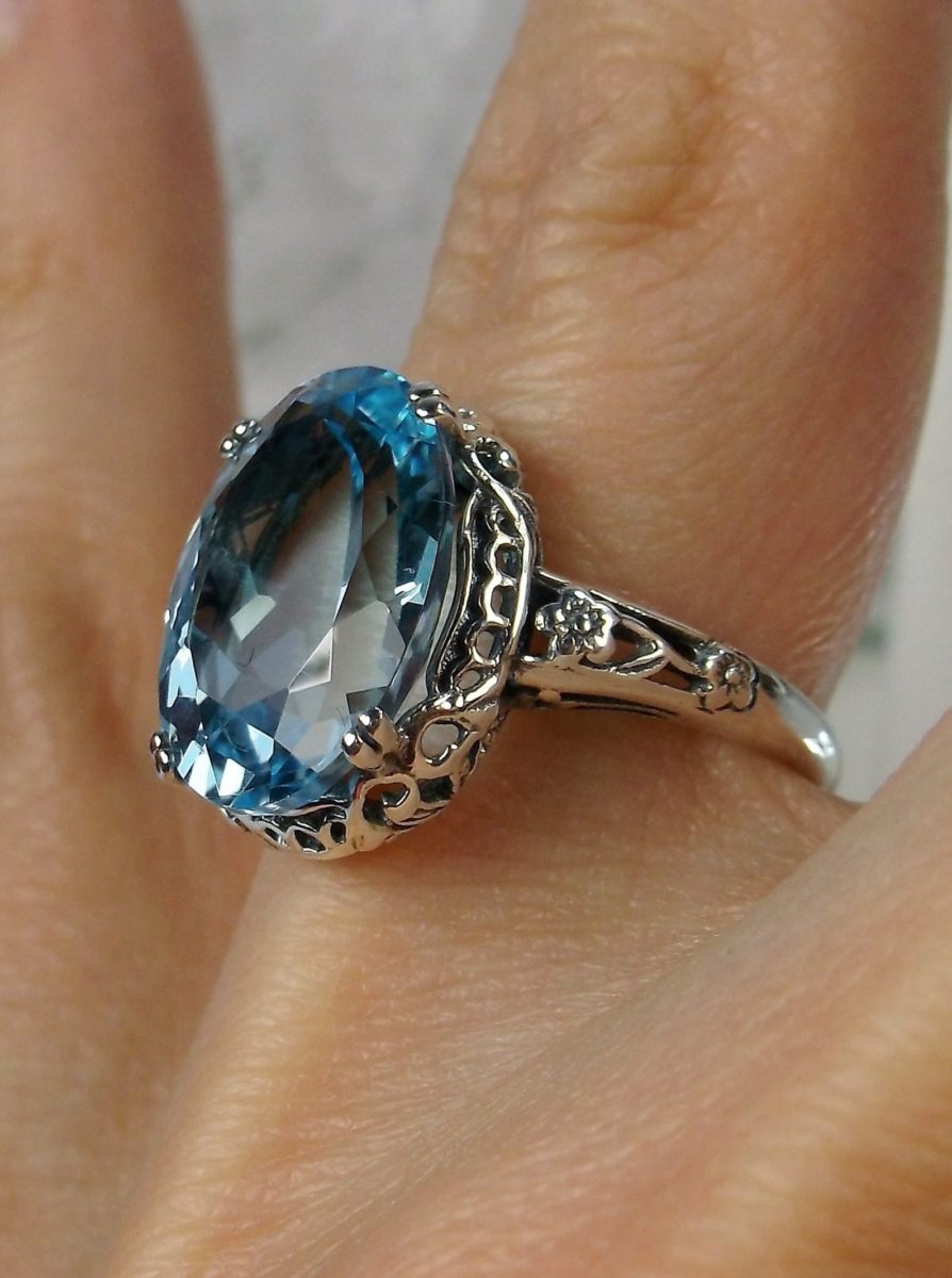 Marvelous March Birthstone Rings That Feature Aquamarine