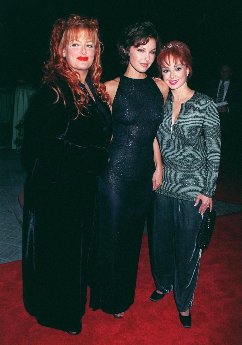 Breaking News: Ashley And Wynonna Judd Share Heartbreaking News of Their Mother, Naomi Judd's, Death