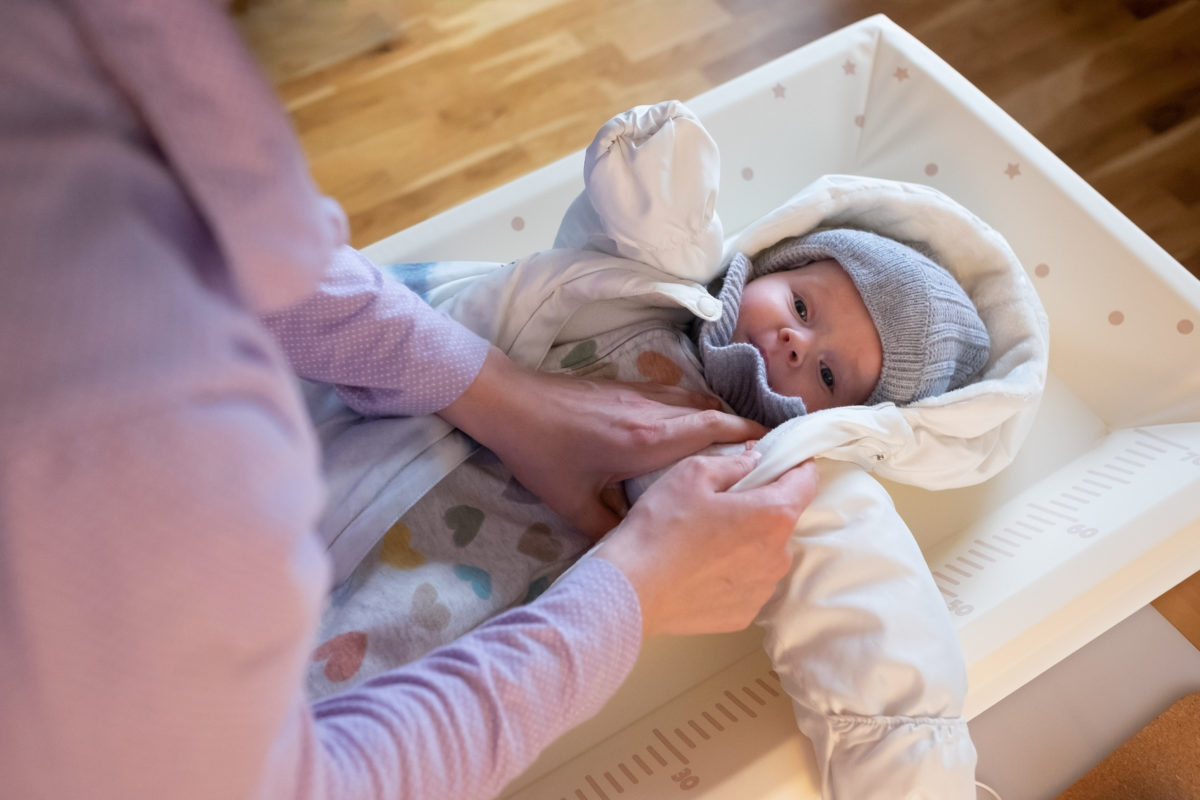 How To Dress Your Baby For The Weather | Selecting proper clothing for a baby can seem challenging, especially for first-time parents. Dressing a baby in the right clothes is essential to protecting the child against sickness, insect bites, and skin irritations. Moreover, babies are susceptible to sickness caused by weather and temperature changes because their body has yet to develop strength and immunity. This is why parents or caregivers need to know which clothing will suit their child's needs.