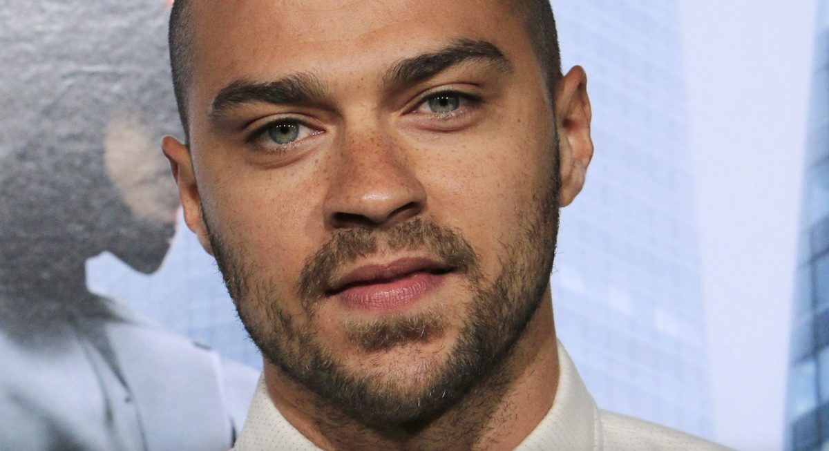 Broadway Star Jesse Williams Responds After Audience Member Secretly Took a Photo of His Naked Body