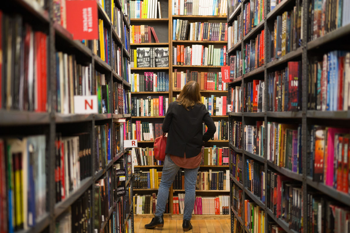 Have You Ever Walked Into a Bookstore and Immediately Needed to Poop? This Is Why!