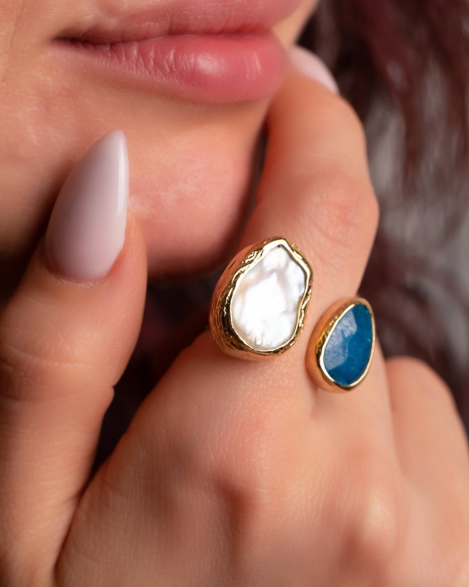 10 Stunning Aquamarine Rings