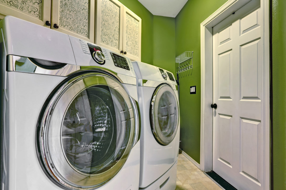 8-Year-Old Tragically Dies Playing Hide-And-Seek After Getting Wedged Between Washer and Dryer