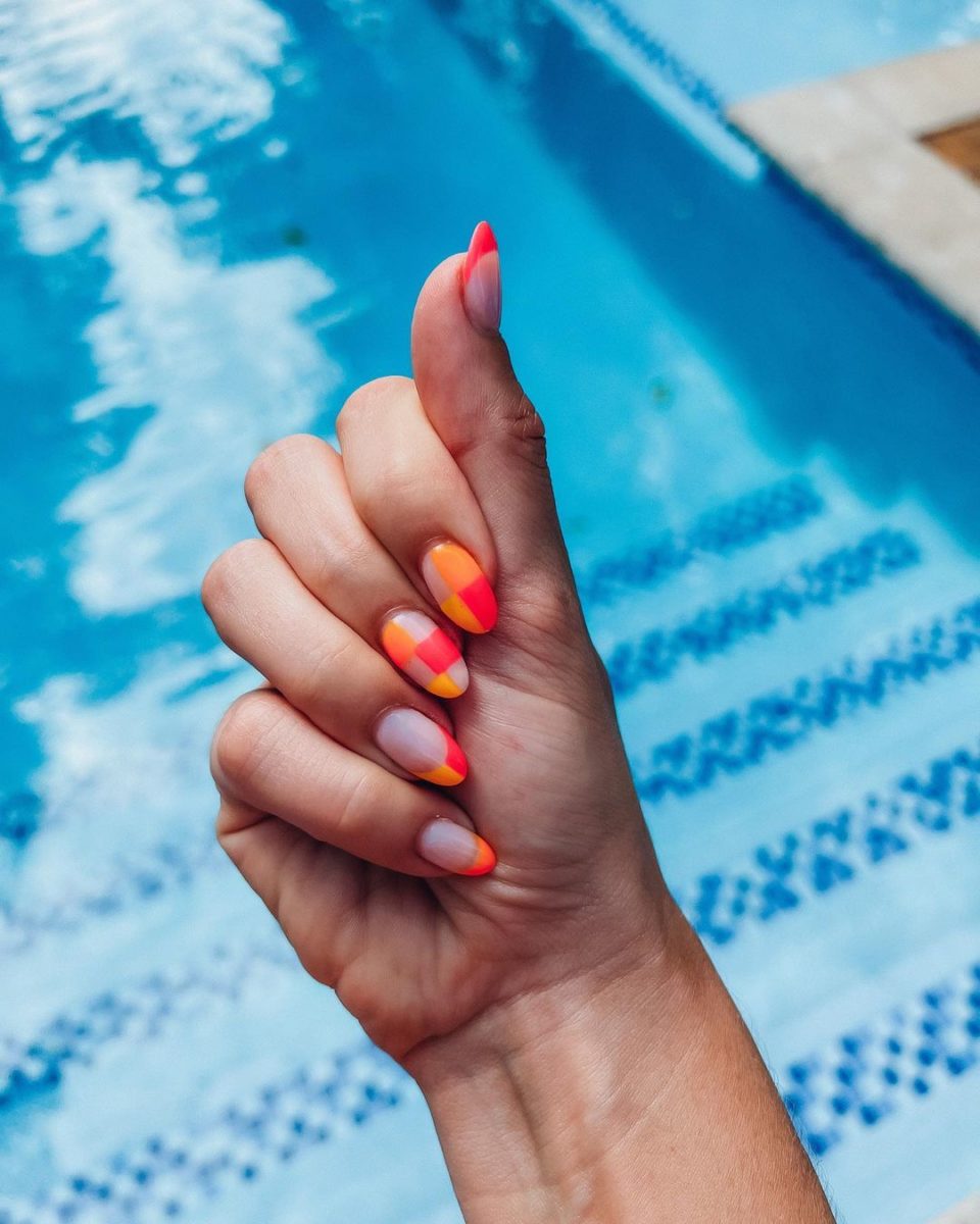 Bright Summer Nails