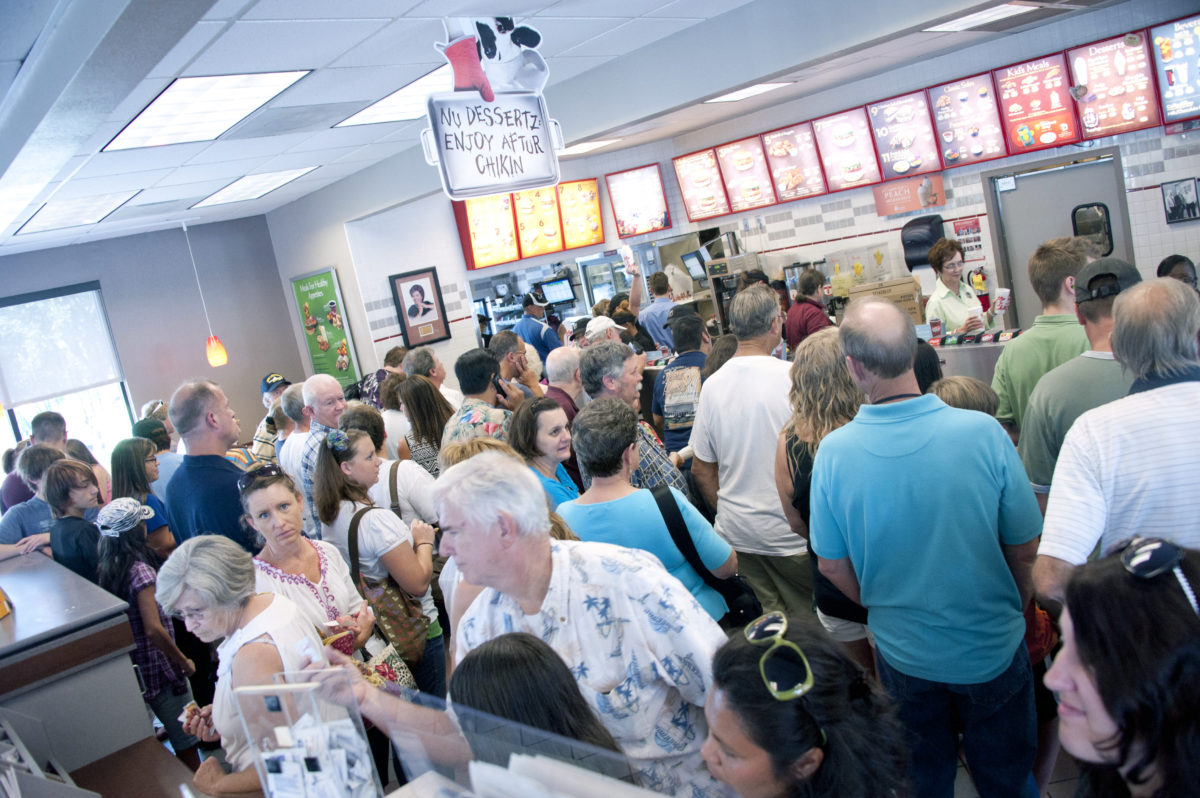 Chick-fil-A Employees Speak Up About The Strange Rules They Must Follow At All Times | Ever wonder what’s really going on behind a Chick-fil-A employee’s cheerful smile? A LOT of RULES!