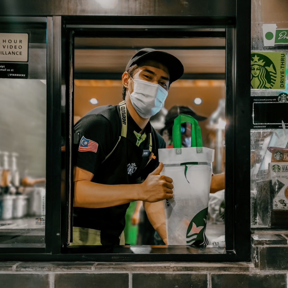 Chick-fil-A Employees Speak Up About The Strange Rules They Must Follow At All Times | Ever wonder what’s really going on behind a Chick-fil-A employee’s cheerful smile? A LOT of RULES!