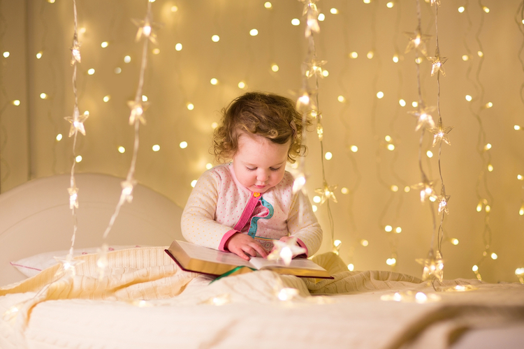 25 Stellar Names That Mean Star for Baby Girls and Boys | Are you expecting a little superstar? Consider these baby names that mean star for your baby.