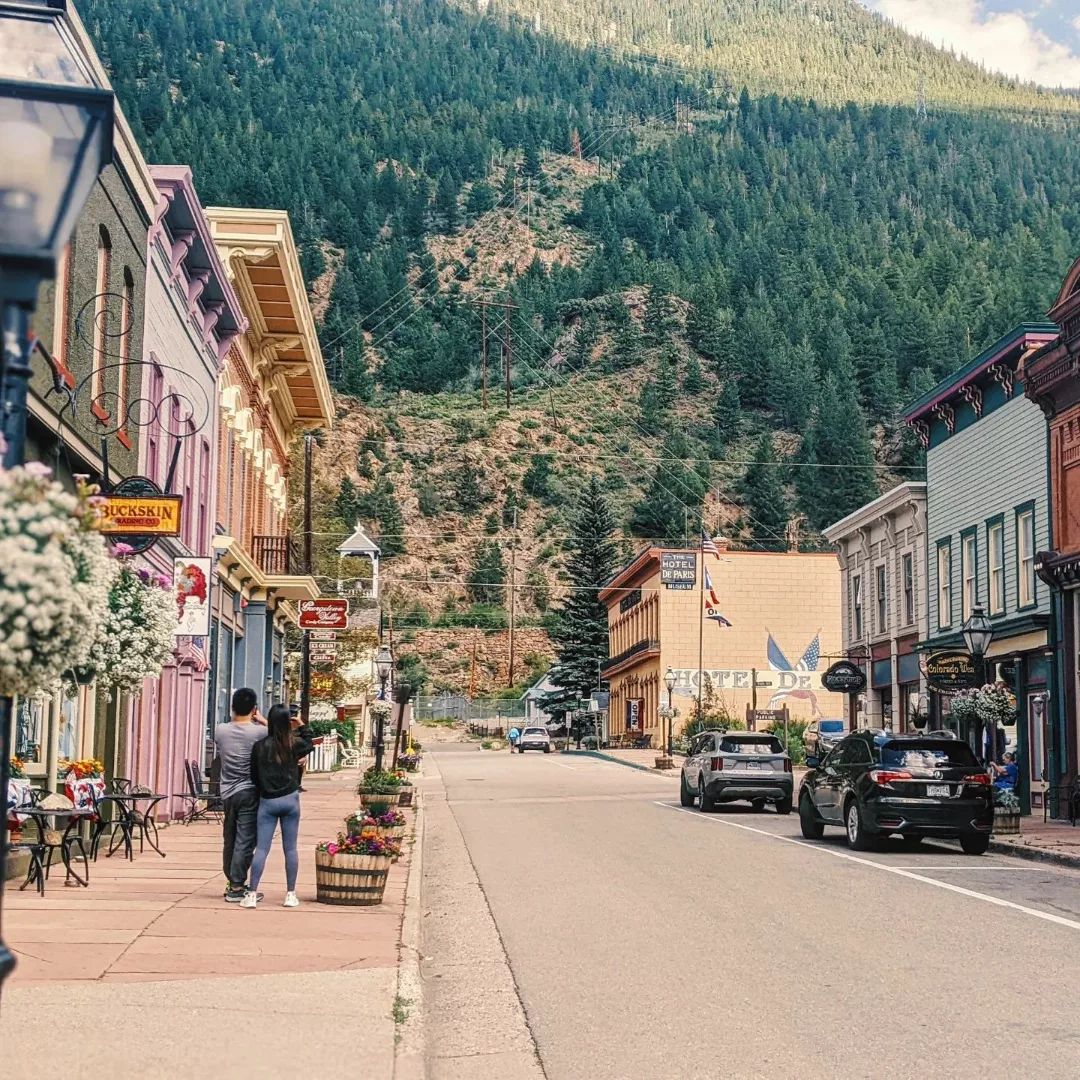 Best Small Towns for Antiques