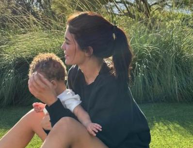 Kylie Jenner Share Photos of Son Whose Name Shall Not Be Known