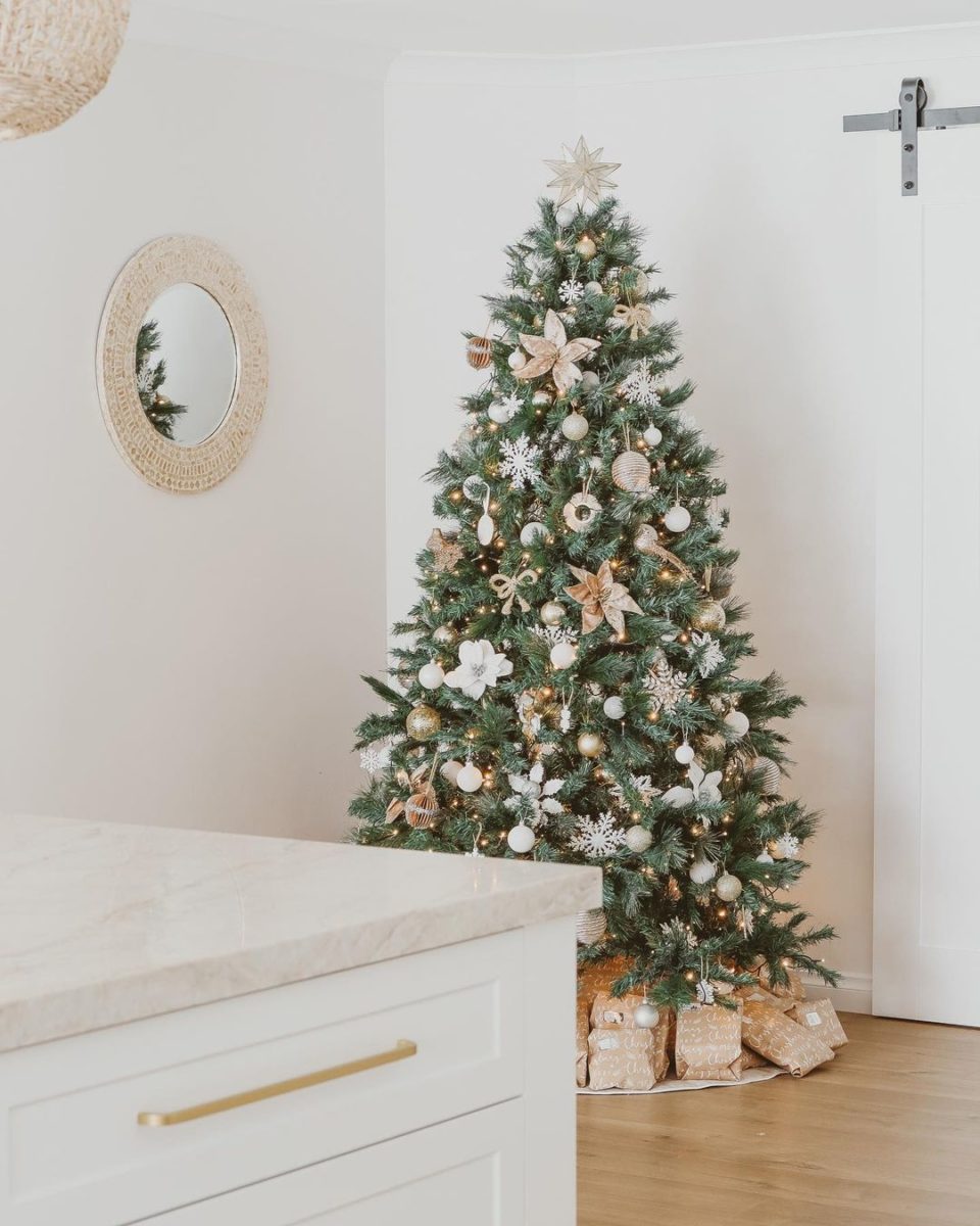 Rustic Christmas Tree Ideas