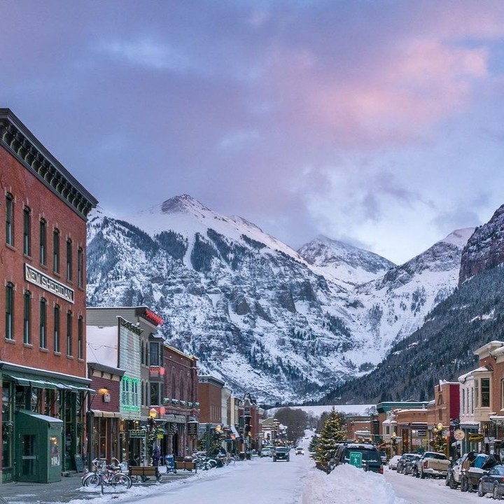 American Towns That Are Even Better to Visit in Winter