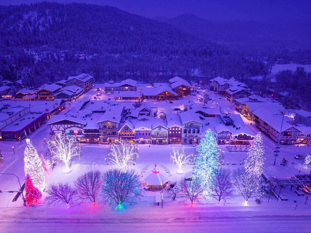 American Towns That Are Even Better to Visit in Winter