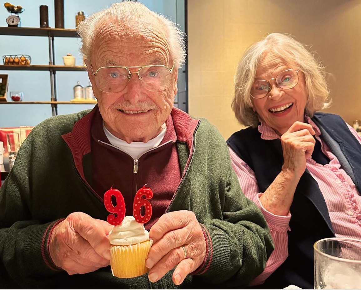 William Daniels Celebrates 96th Birthday With ‘Boys Meets World’ Castmates in Chicago: “What a Life, What an Icon”