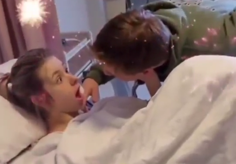 WATCH: Woman Doesn’t Recognize Boyfriend While Coming Down From Anesthesia, But Thinks He’s Cute