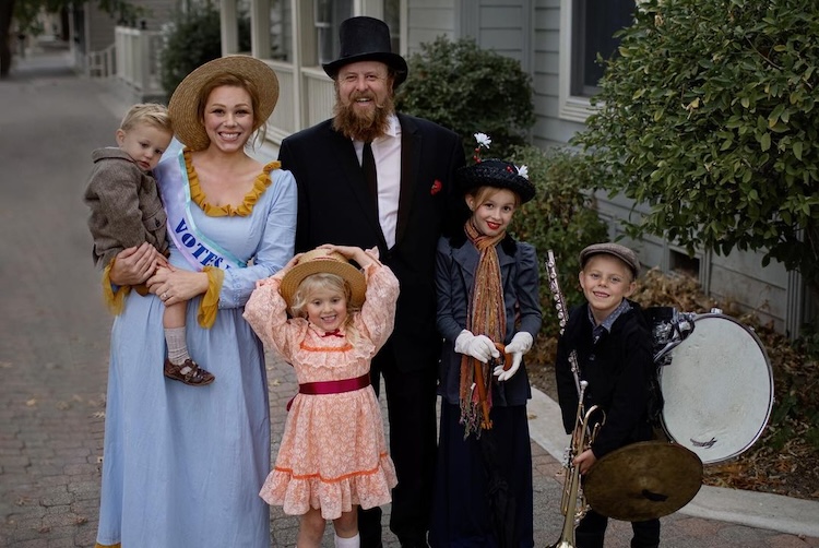 Family halloween costumes