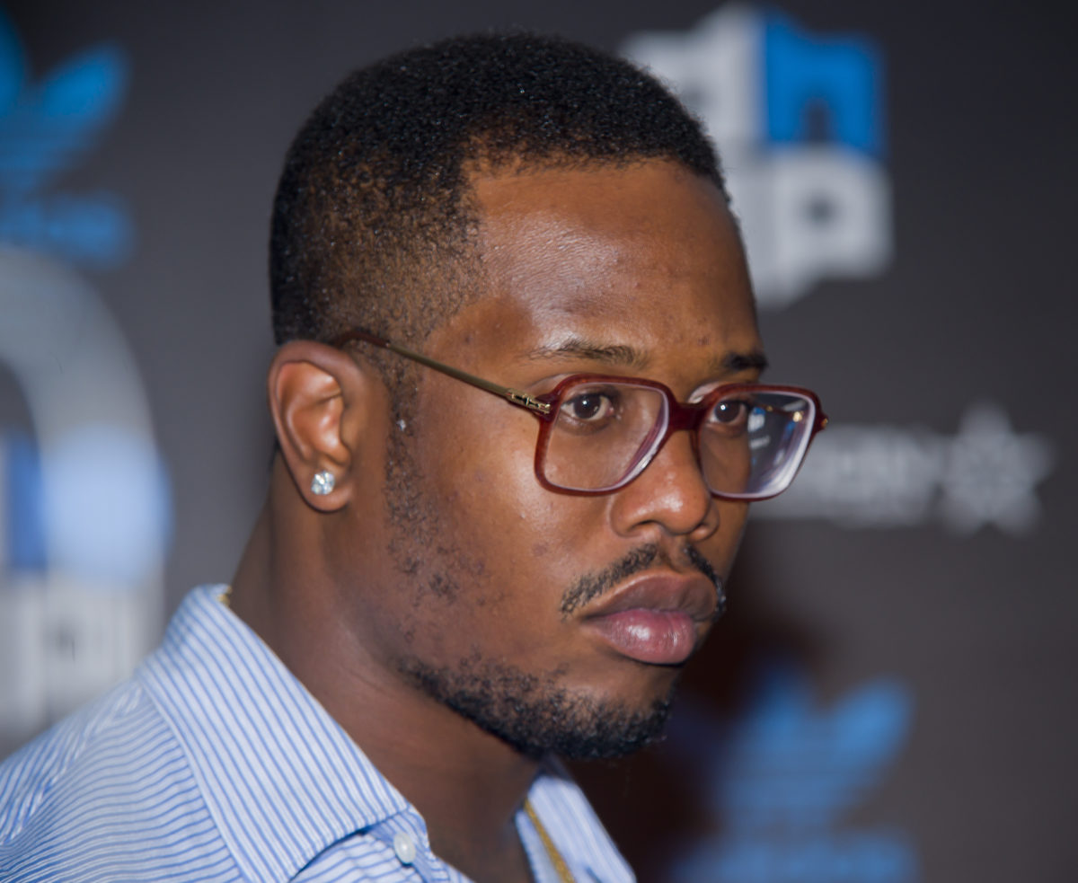 Arrest Warrant Issued for NFL Star and Super Bowl MVP Von Miller | An arrest warrant has been issued for NFL star Von Miller.