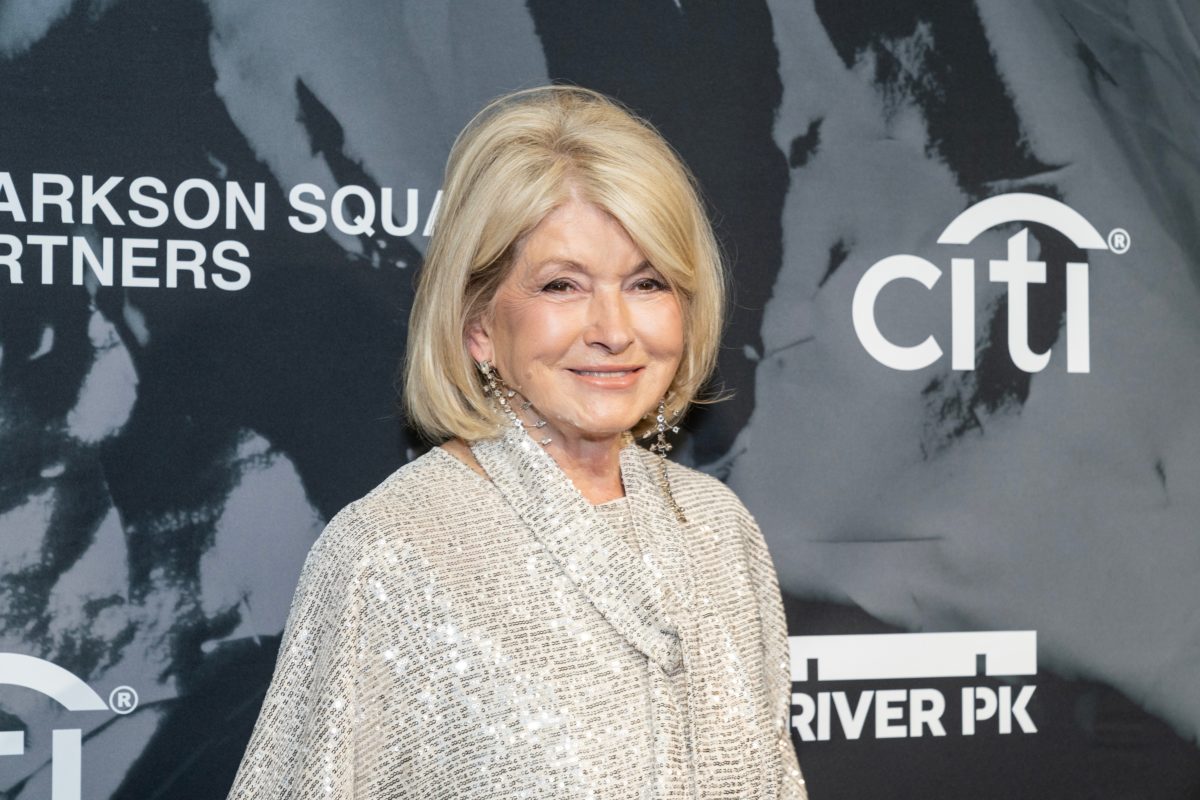 Fellow Inmates Reveal What Martha Stewart Was Like In Prison | Two fellow inmates imprisoned alongside Martha Stewart is opening up about the lifestyle gurus behavior while behind bars.