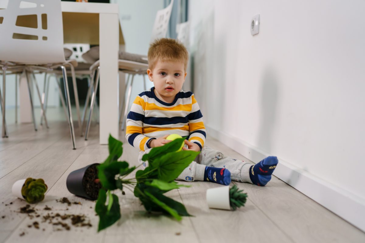 Best Ways to Teach Your Child Responsibility | Responsibility helps children become more self-sufficient and prepares them for adulthood, but teaching responsibility is an uphill battle for most parents.