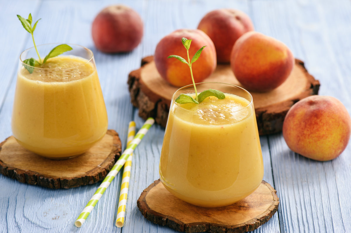 Easy Smoothie Recipes You and Your Kid Will LOVE | These smoothie recipes can offer a convenient and appealing way to add a variety of fruits and vegetables to your child’s daily diet, but use them sparingly!