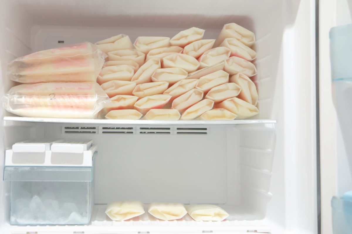 The Proper Way to Store and Track Breast Milk | Breast milk is hands-down the best source of nutrition for most newborns and infants. It has everything a baby needs (and nothing a baby doesn’t need) to grow and develop into a healthy and happy young child. 