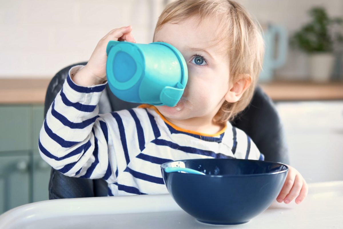 Why, When, and How to Teach Your Child to Use a Sippy Cup | Of all the milestones your baby will hit in the first few years of their life, the transition from a bottle to a sippy cup is one of the first – and, believe it or not, one of the most important to their overall well-being.