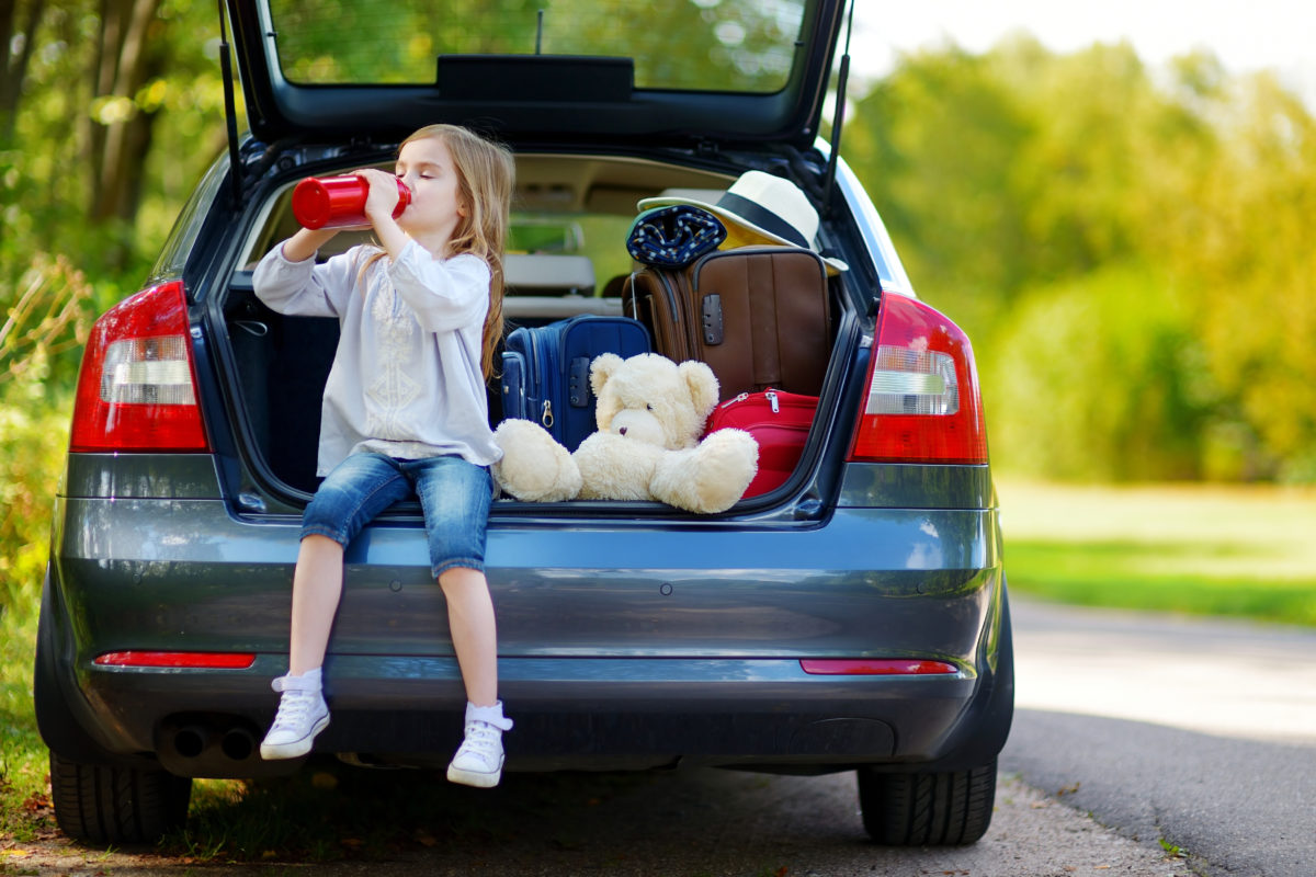 Family Road Trip: How to Keep Your Children Happy While Traveling | Aside from giving parents more control over and flexibility with their itinerary, planning a family road trip is far more economical than buying plane tickets – and you won’t be limited to just one suitcase per person.