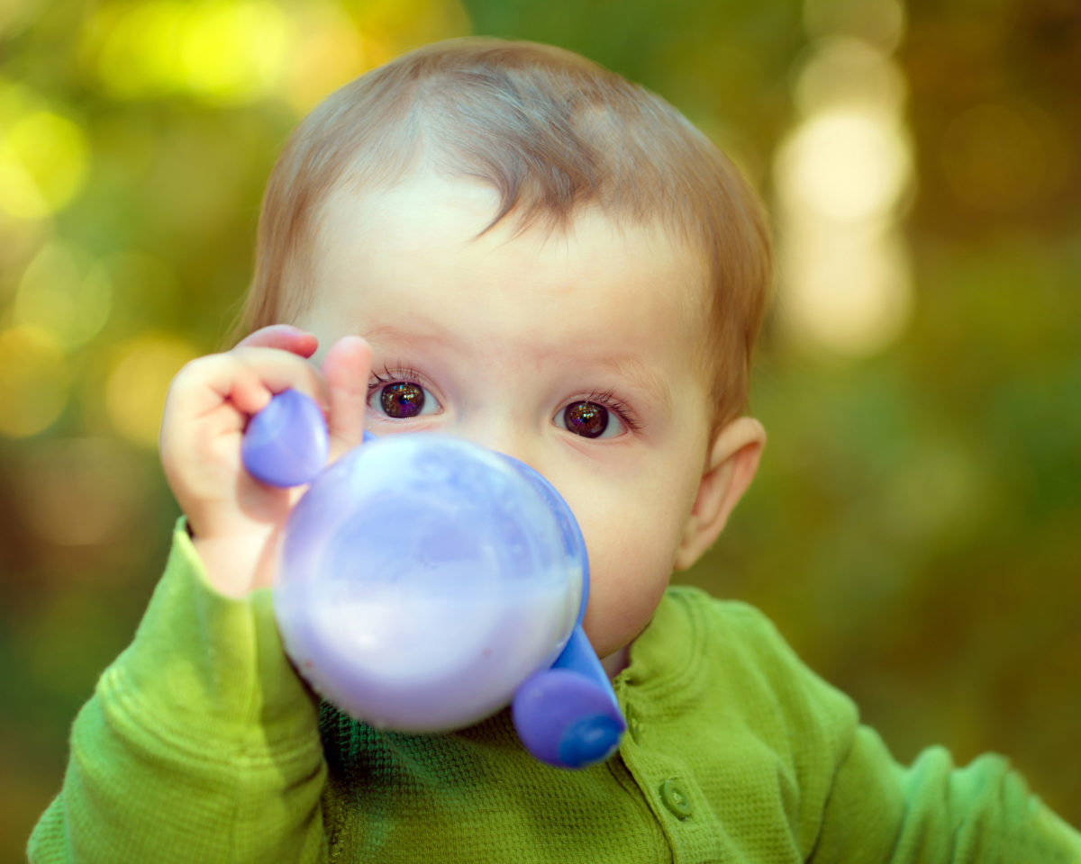 Why, When, and How to Teach Your Child to Use a Sippy Cup | Of all the milestones your baby will hit in the first few years of their life, the transition from a bottle to a sippy cup is one of the first – and, believe it or not, one of the most important to their overall well-being.