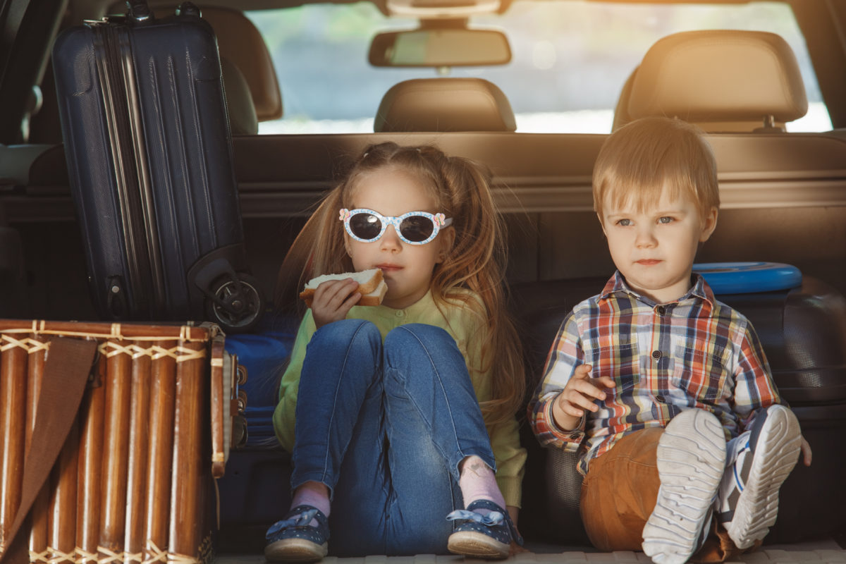 Family Road Trip: How to Keep Your Children Happy While Traveling | Aside from giving parents more control over and flexibility with their itinerary, planning a family road trip is far more economical than buying plane tickets – and you won’t be limited to just one suitcase per person.