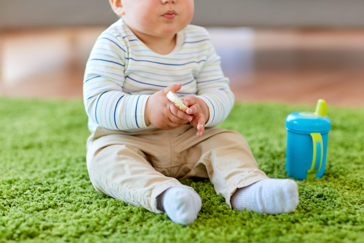 Why, When, and How to Teach Your Child to Use a Sippy Cup | Of all the milestones your baby will hit in the first few years of their life, the transition from a bottle to a sippy cup is one of the first – and, believe it or not, one of the most important to their overall well-being.