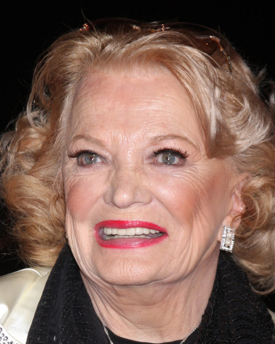 Gena Rowlands who played Allie in 'The Notebook' dead at 94; months after her Alzheimer's was revealed | Actress Gena Rowlands has been paving the way since she was in her 20s. Now she's living with Alzheimer's like one of her most beloved characters.